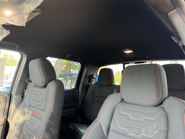 Vehicle image 6 of 18
