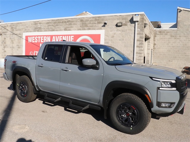 Vehicle image 10 of 27
