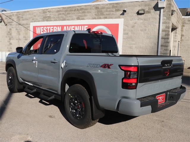 Vehicle image 14 of 27