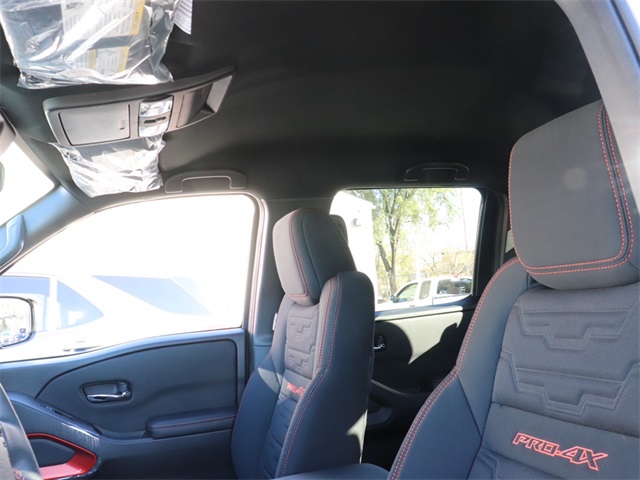 Vehicle image 18 of 27