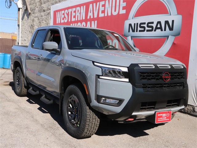Vehicle image 8 of 27