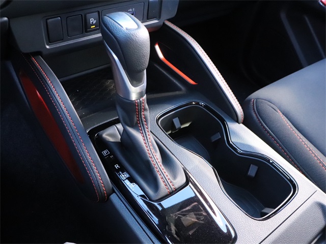 Vehicle image 22 of 27
