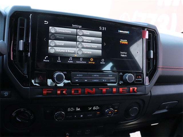 Vehicle image 18 of 22