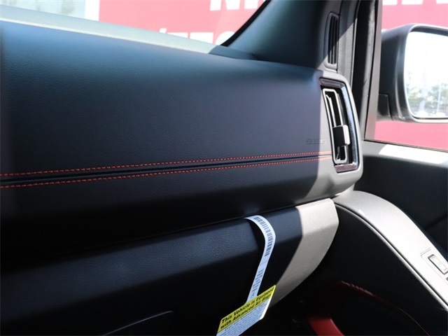 Vehicle image 21 of 22