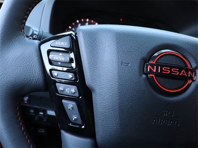 Vehicle image 16 of 22