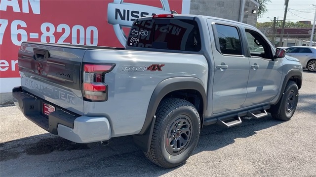 Vehicle image 8 of 22