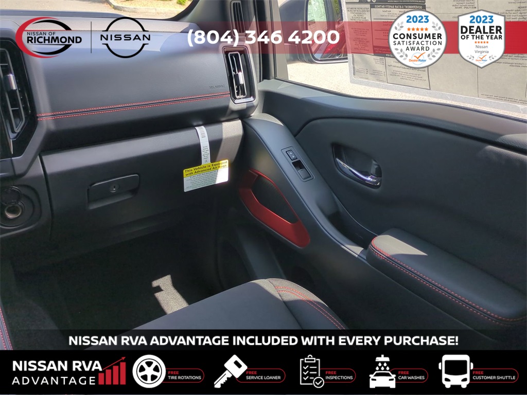 Vehicle image 18 of 29