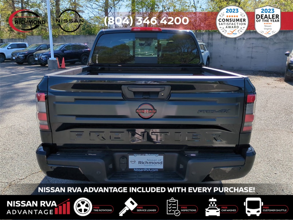 Vehicle image 10 of 31