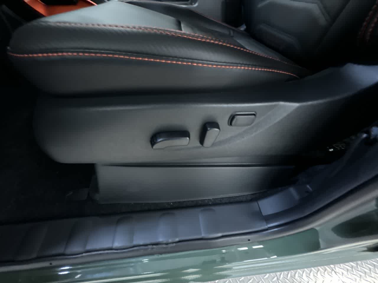 Vehicle image 13 of 55