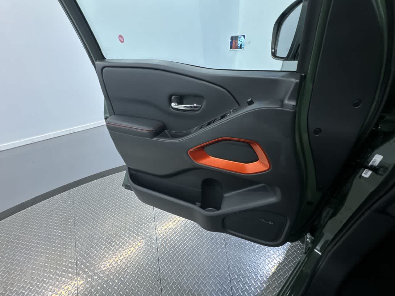 Vehicle image 33 of 55