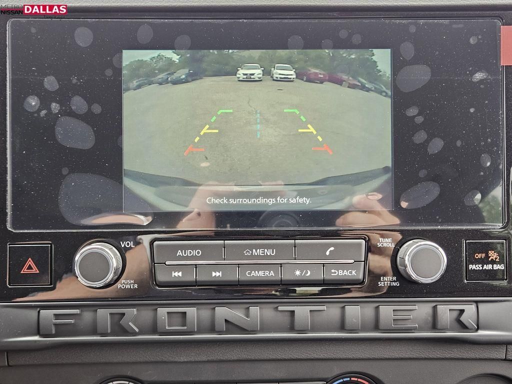 Vehicle image 16 of 22