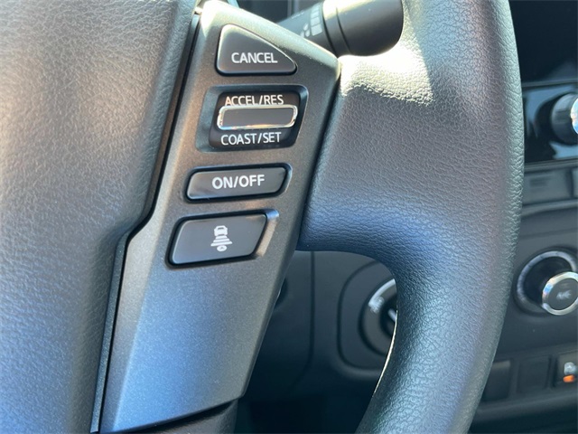 Vehicle image 26 of 33