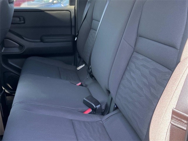 Vehicle image 20 of 33