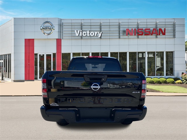 Vehicle image 8 of 33