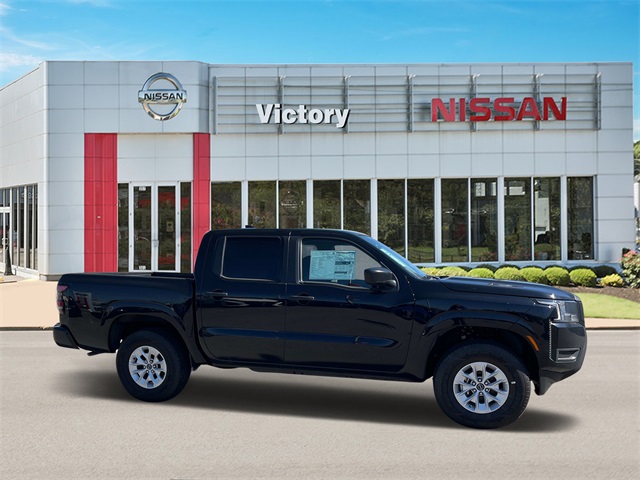 Vehicle image 4 of 33