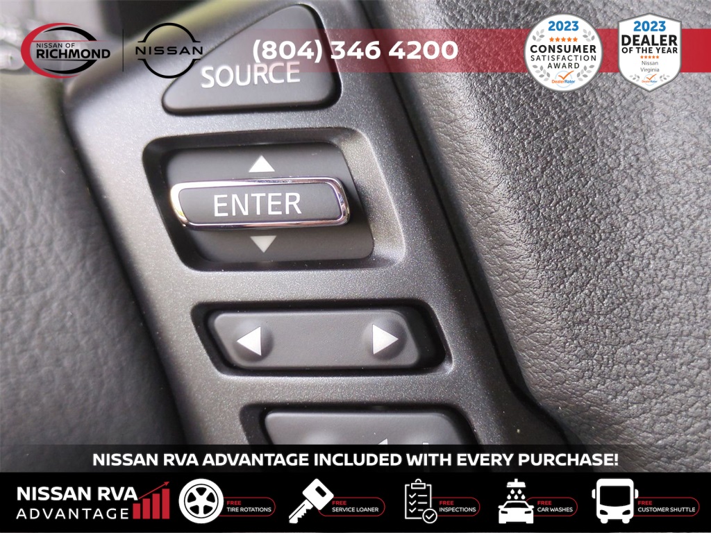 Vehicle image 18 of 29