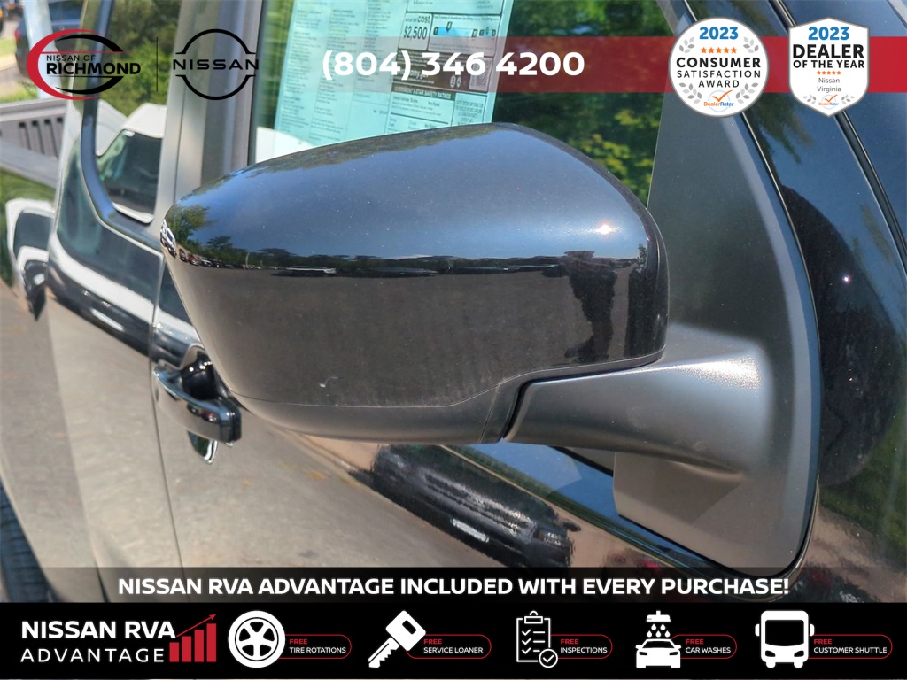 Vehicle image 23 of 29