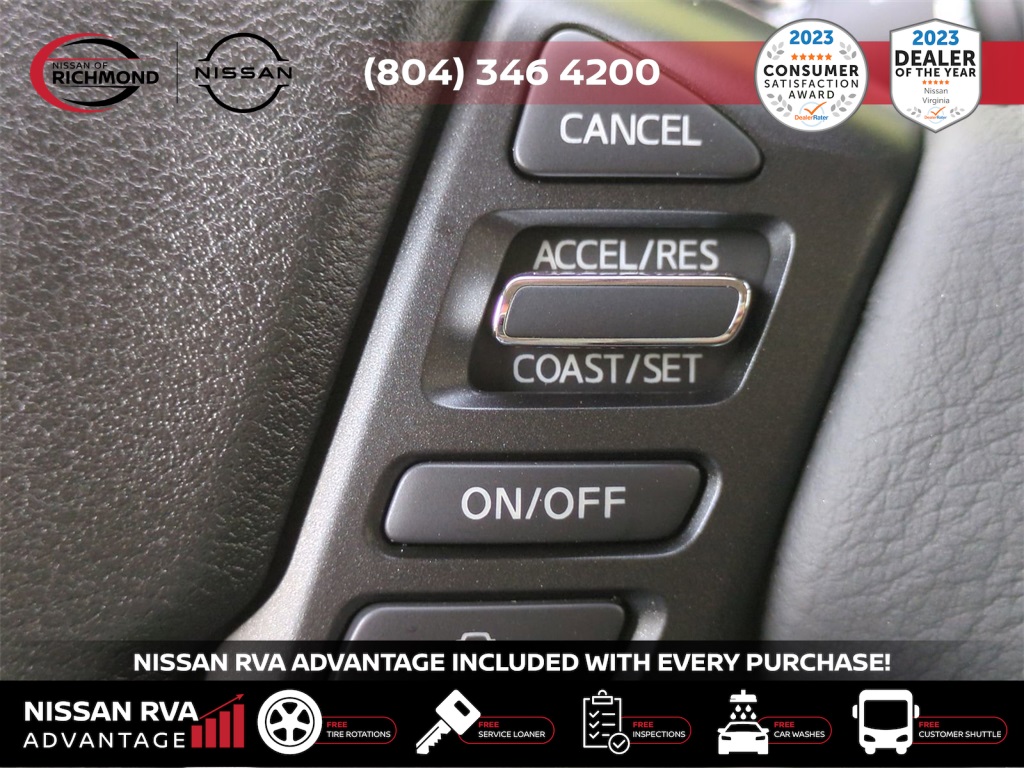 Vehicle image 21 of 29