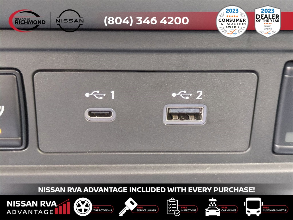 Vehicle image 15 of 29
