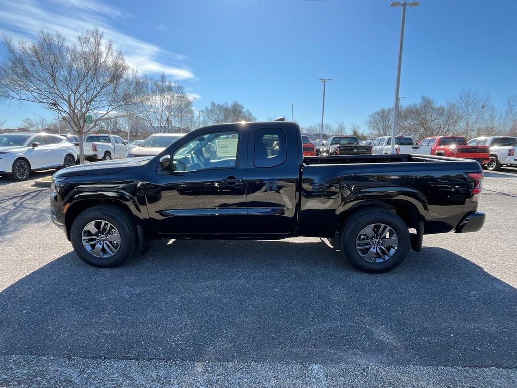 Vehicle image 8 of 30