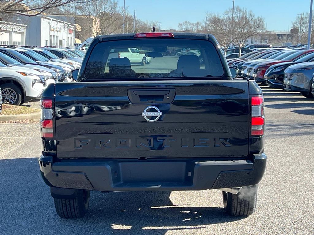 Vehicle image 7 of 30