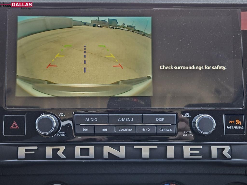 Vehicle image 14 of 22