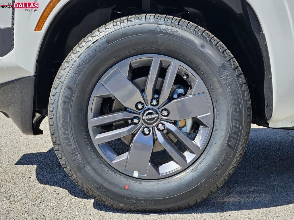 Vehicle image 6 of 22