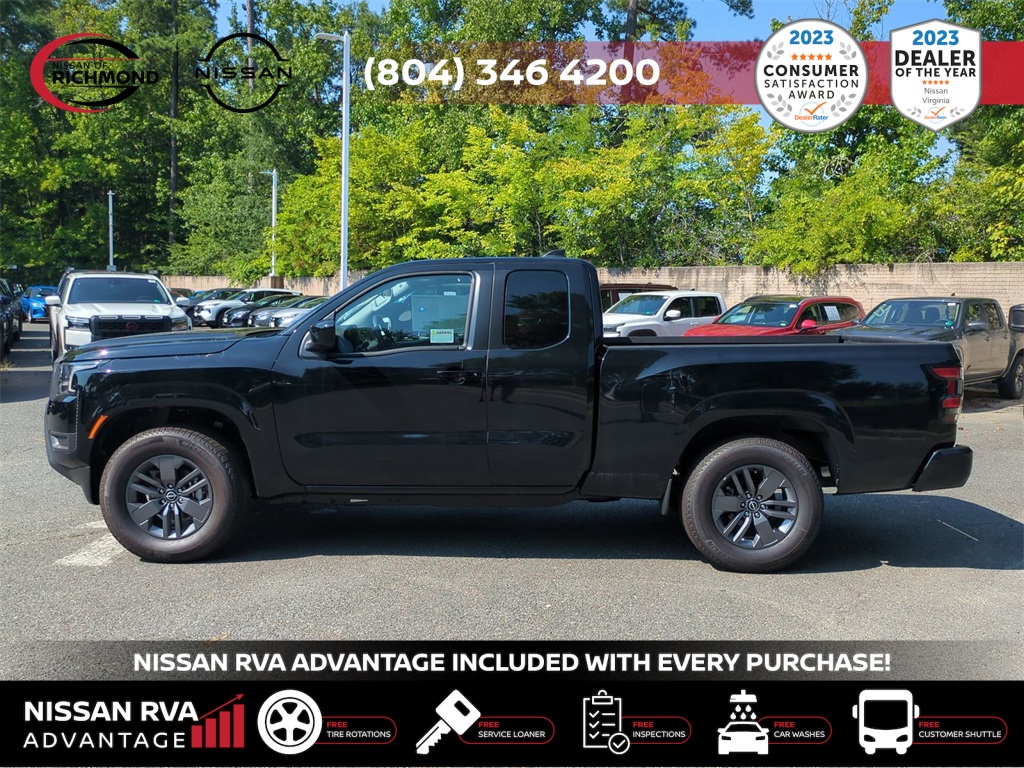 Vehicle image 9 of 28
