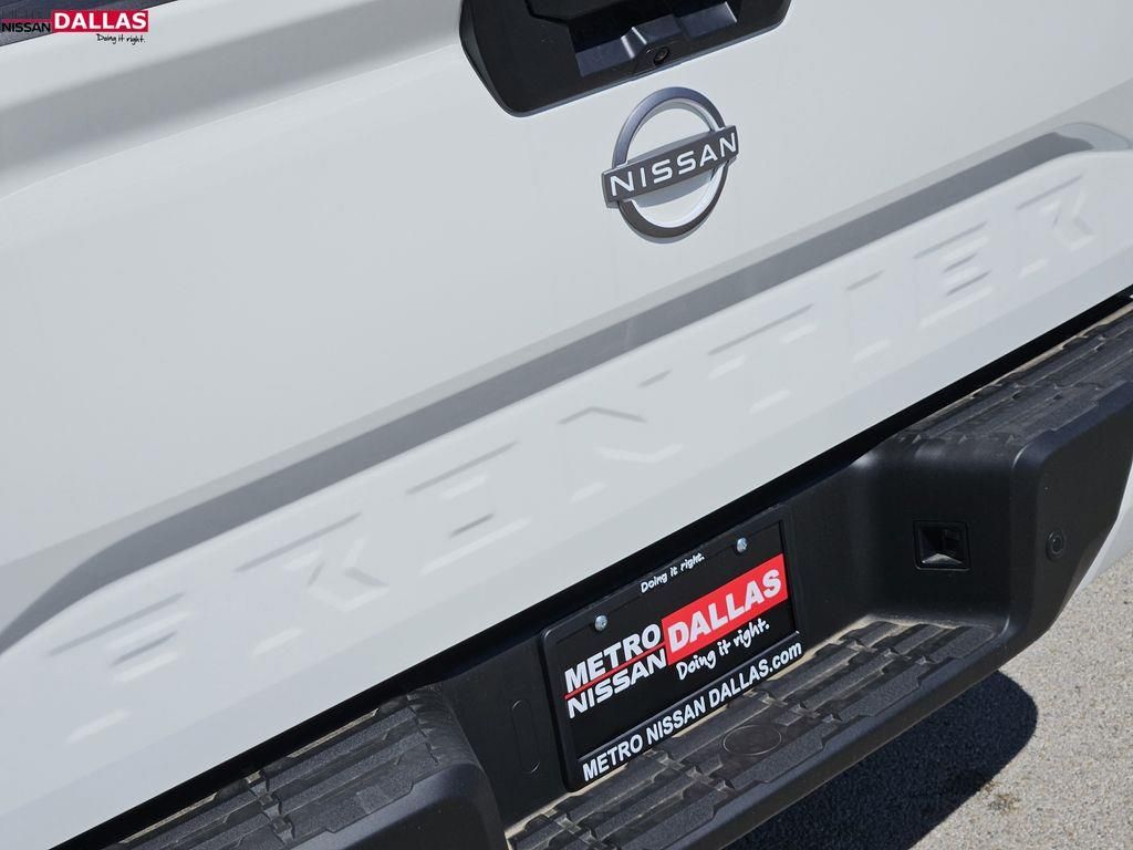Vehicle image 18 of 22
