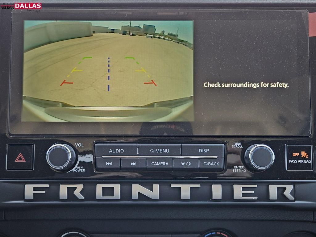 Vehicle image 14 of 22
