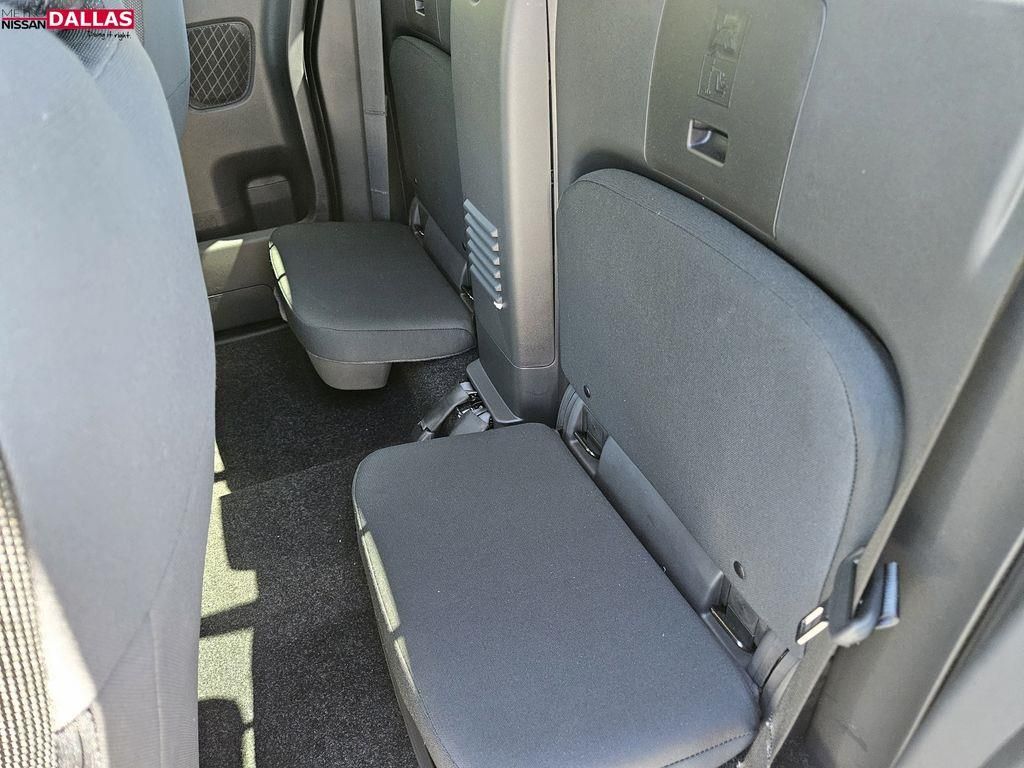 Vehicle image 10 of 22