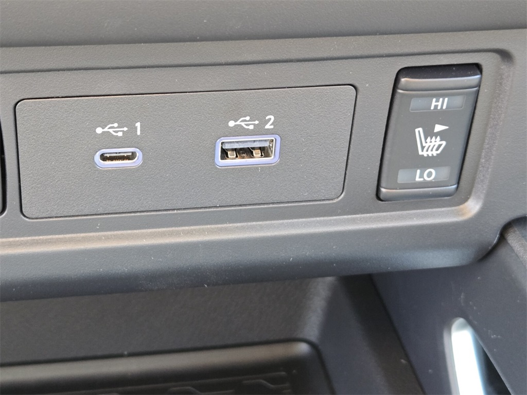 Vehicle image 13 of 13
