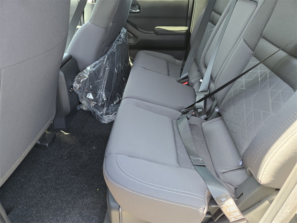 Vehicle image 8 of 13