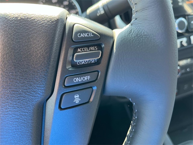 Vehicle image 26 of 34