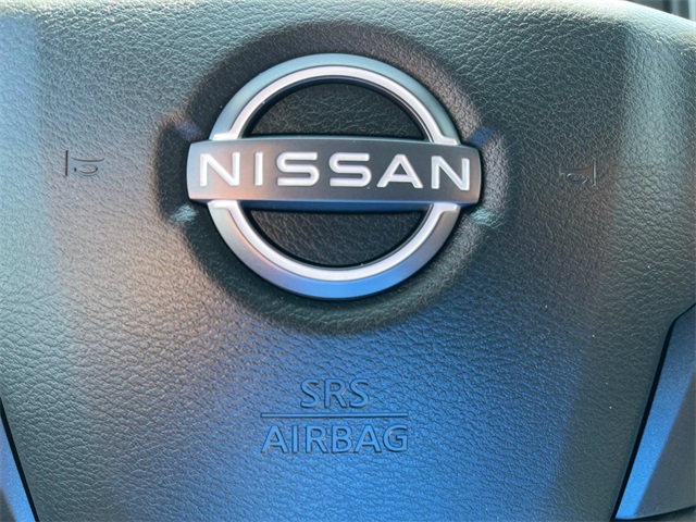 Vehicle image 29 of 34