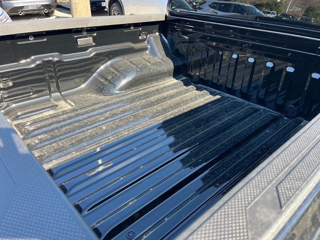 Vehicle image 12 of 34