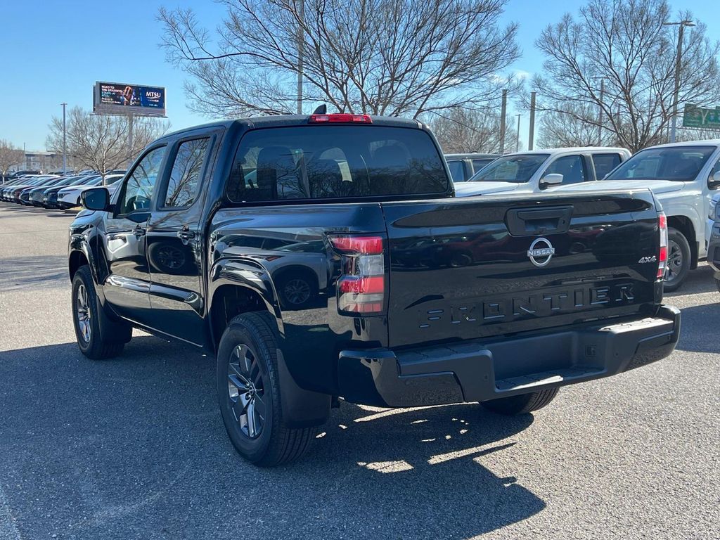 Vehicle image 6 of 34