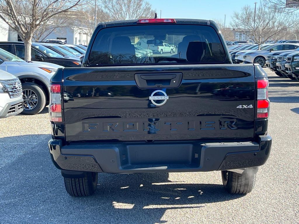 Vehicle image 7 of 34