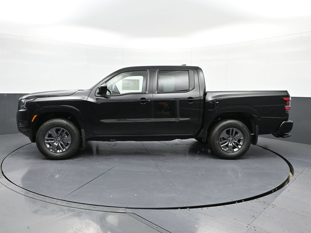 Vehicle image 26 of 32