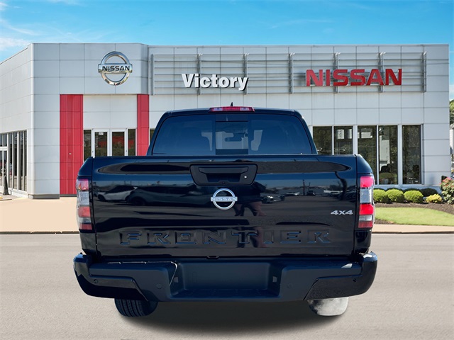 Vehicle image 8 of 33