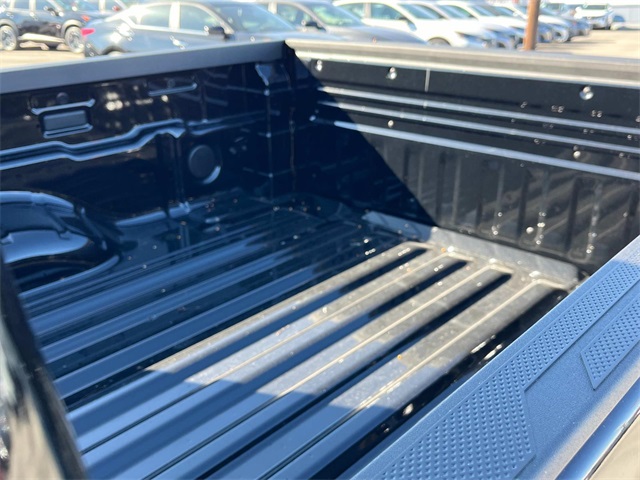 Vehicle image 12 of 33