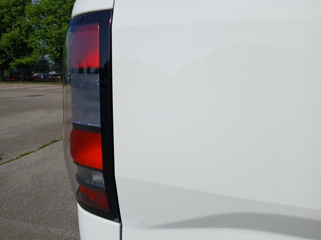 Vehicle image 67 of 71