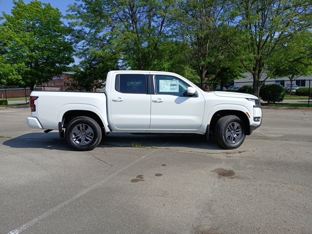 Vehicle image 6 of 71