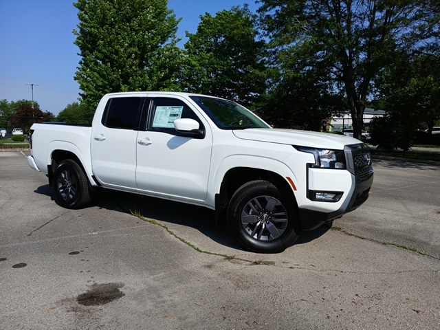 Vehicle image 4 of 71