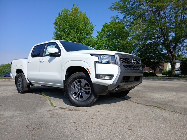 Vehicle image 5 of 71