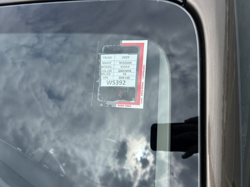 Vehicle image 23 of 23