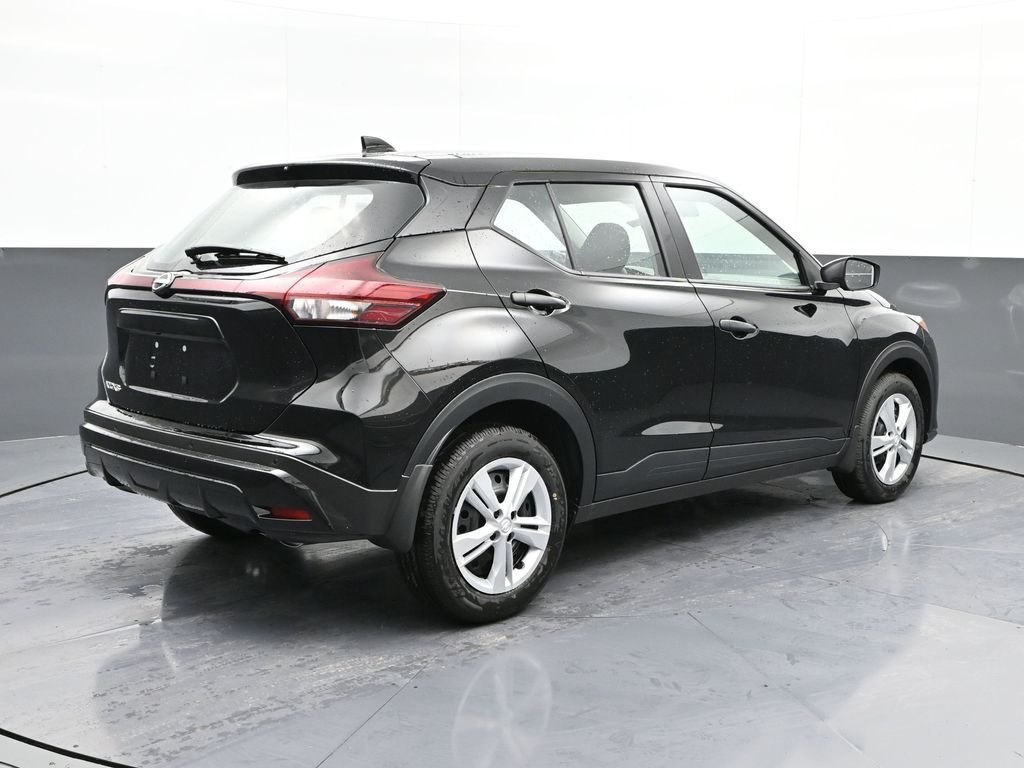 Vehicle image 14 of 31