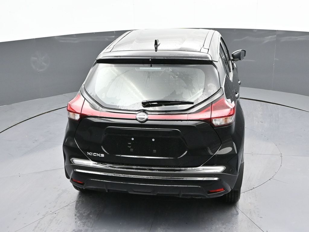 Vehicle image 19 of 31