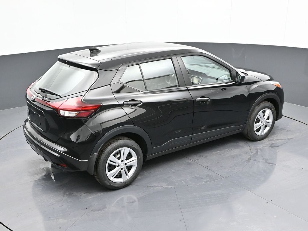 Vehicle image 16 of 31