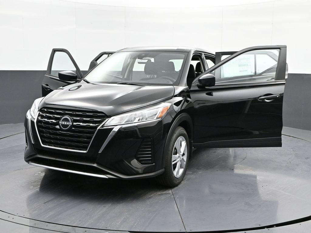 Vehicle image 4 of 31